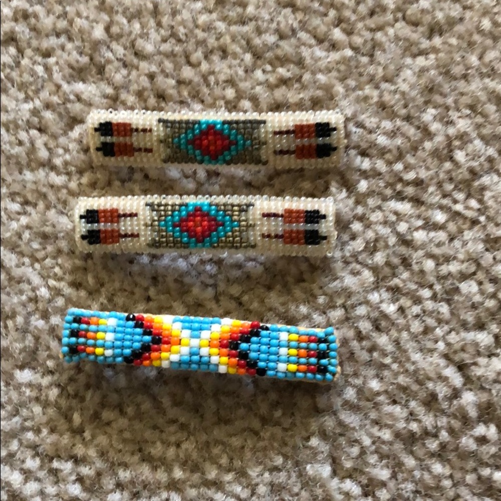 Hair clips